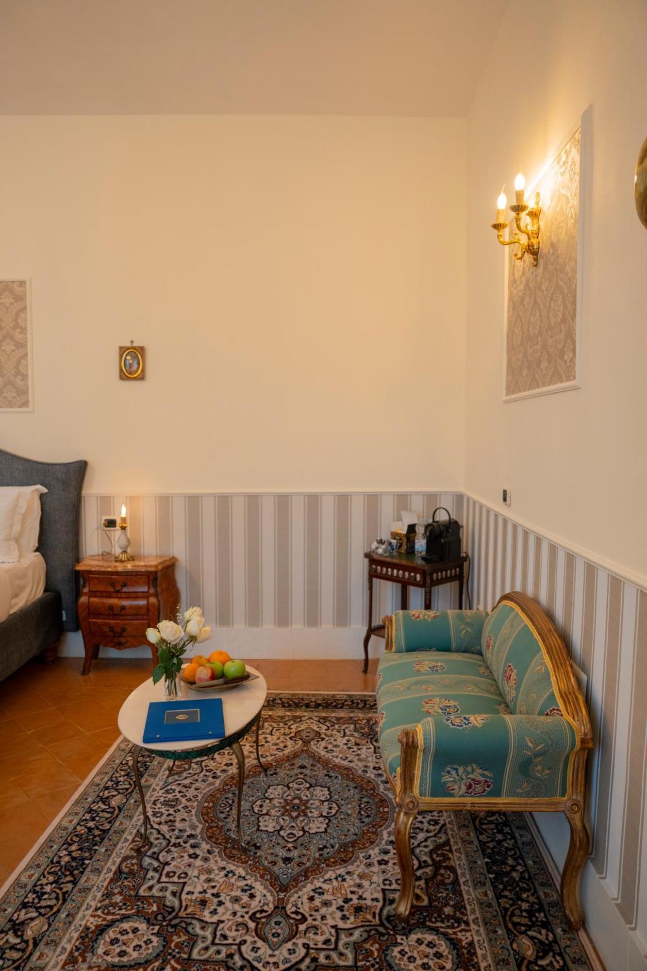 Casa Santangelo Suites Salerno Exterior photo